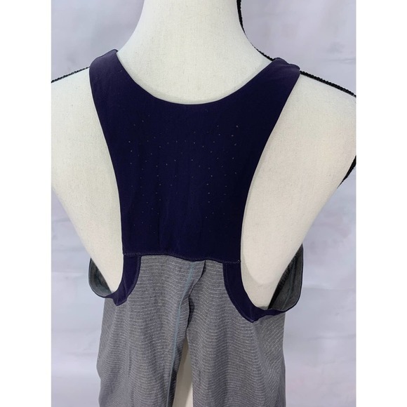 Lululemon Clip In Tank Top - Picture 10 of 12
